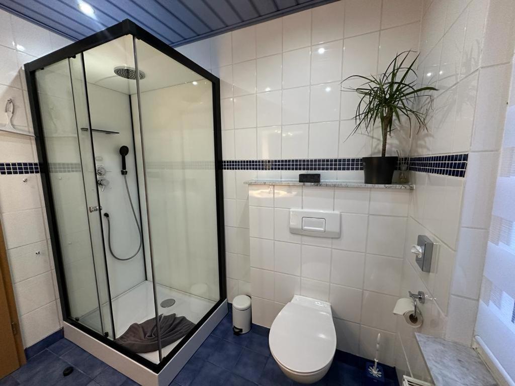 Christels Ferienwohnung 2 In Thale Mit Ueberdachter Terrasse, Kueche Mit Tv & Geschirrspueler Exterior photo