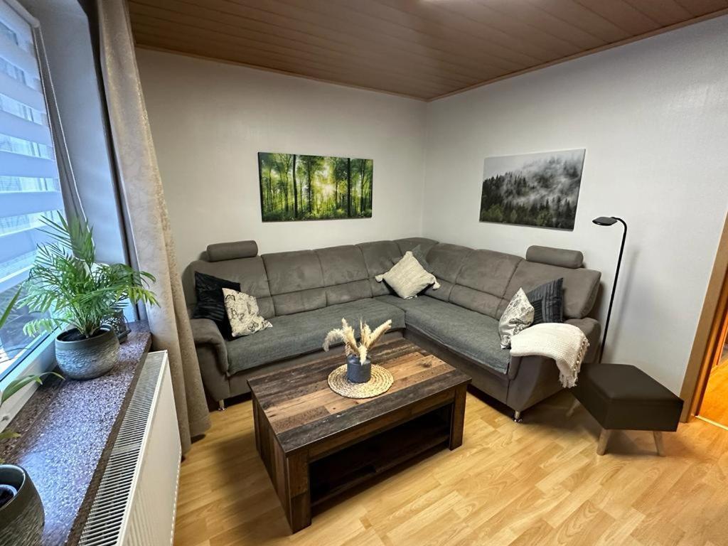 Christels Ferienwohnung 2 In Thale Mit Ueberdachter Terrasse, Kueche Mit Tv & Geschirrspueler Exterior photo